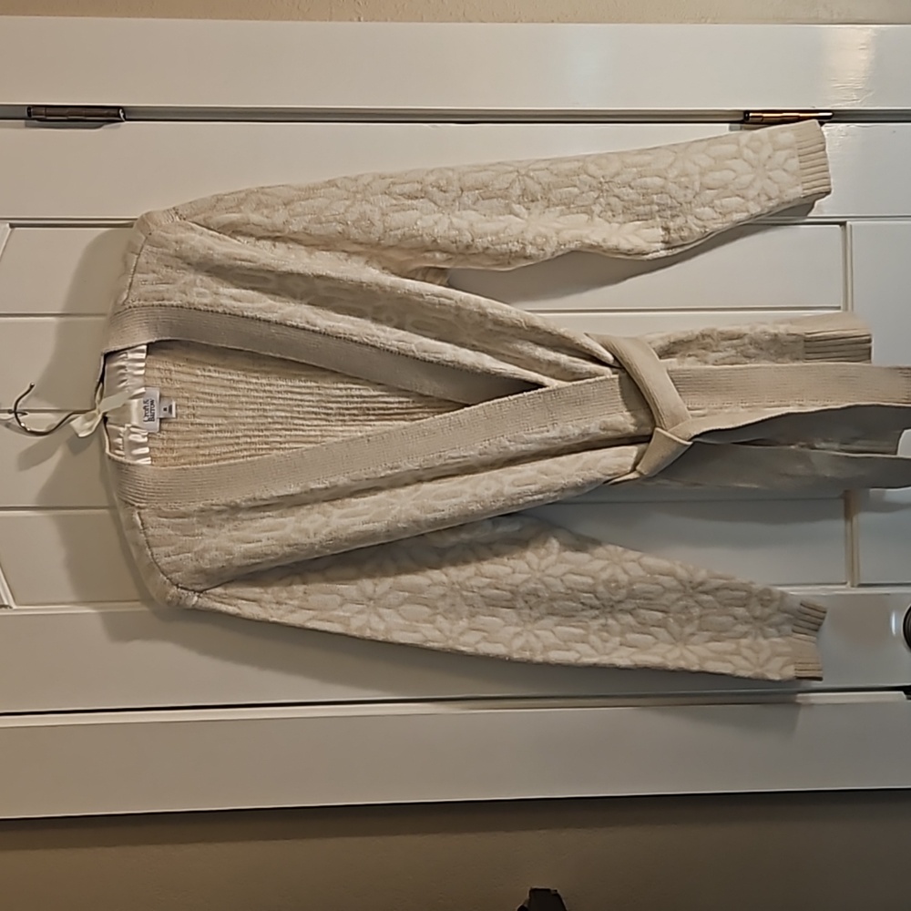 Soft neutral tan/white cardigan